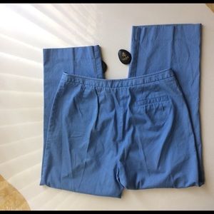 Liz Claiborne Pants - Liz Claiborne Light Blue Capris Size 10 Liz Claiborne Pants - Liz Claiborne Light Blue Capris Size 10